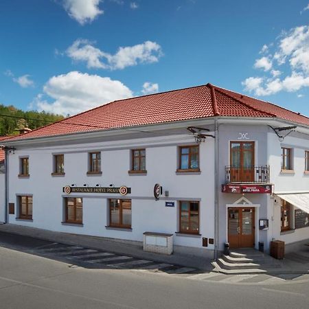 Restaurace Hotel Praha Nizbor Buitenkant foto